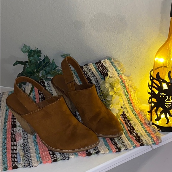 Dolce by mojomoxy - Picture 1 of 4